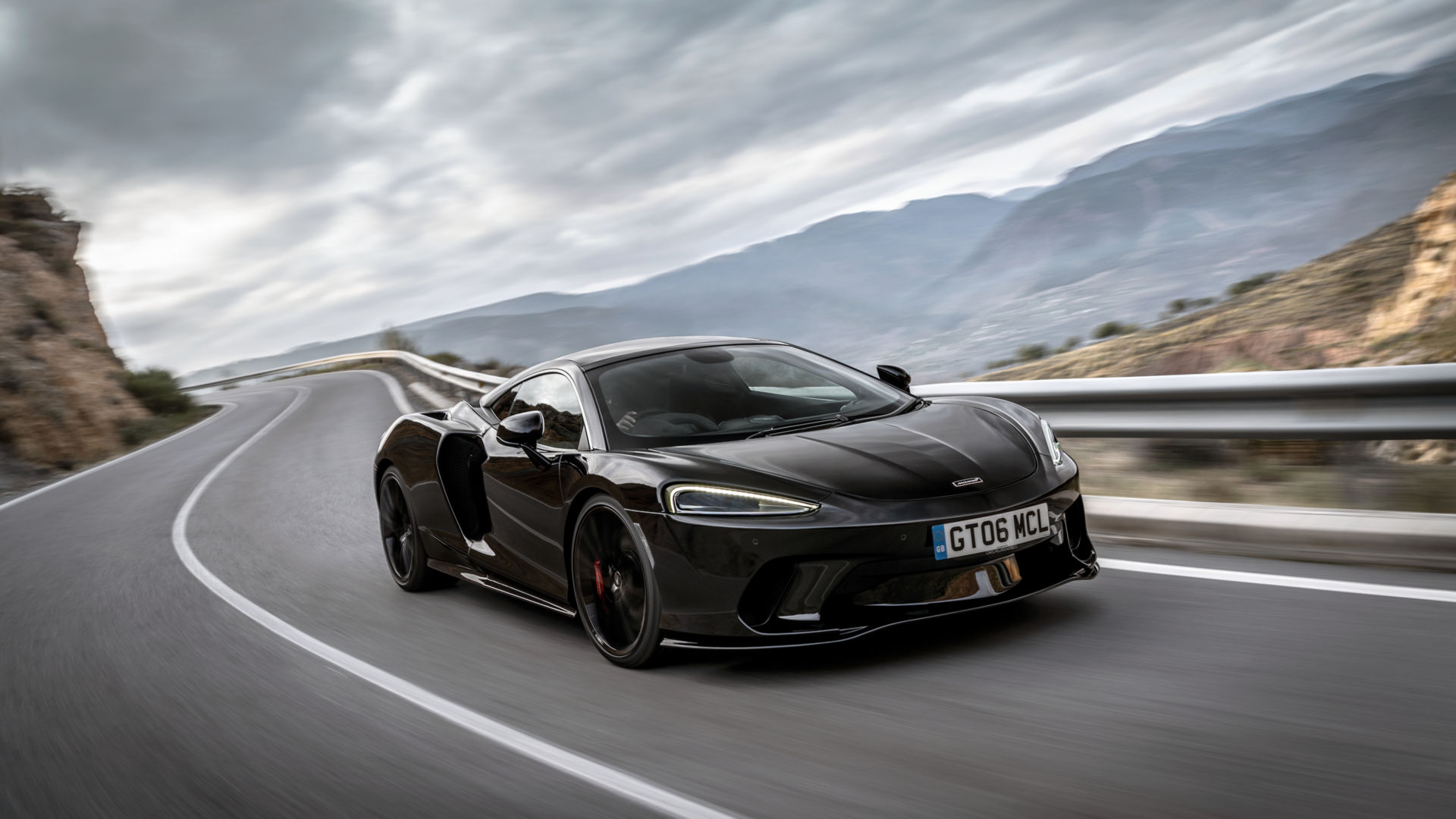 McLaren GT The Lightest Quickest Accelerating Grand Tourer McLaren Automotive